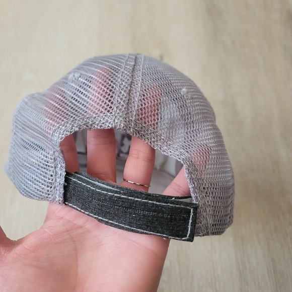 Barn Hair Don't Care Hat - Picture 2 of 5